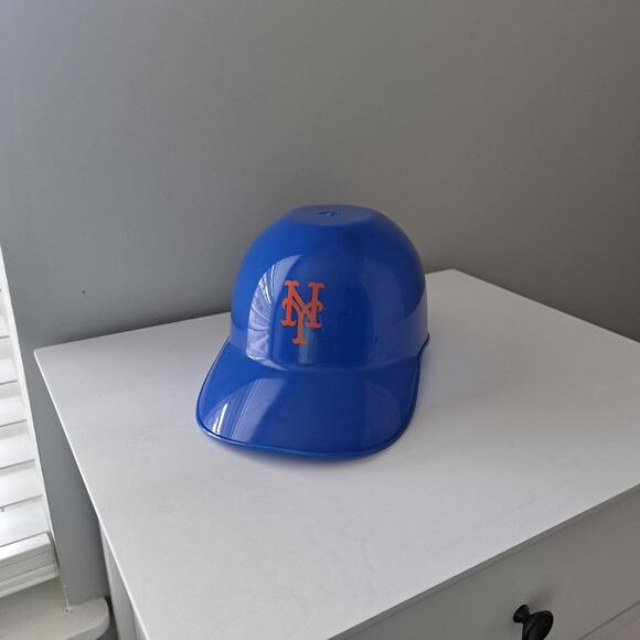 New York Mets Citi Field Souviner Large Popcorn Baseball Helmet - Picture 8 of 8